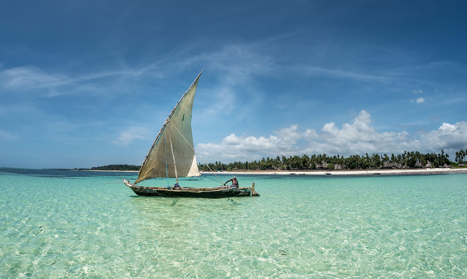 IntoAfrica-Experiencias-Kenia-Cultura-Playa-Safari-02-min